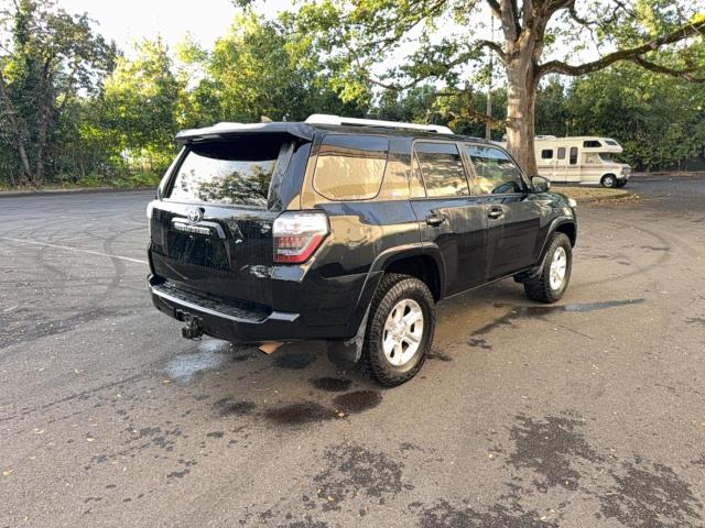 2018 TOYOTA 4RUNNER SR JTEBU5JR6J5568616