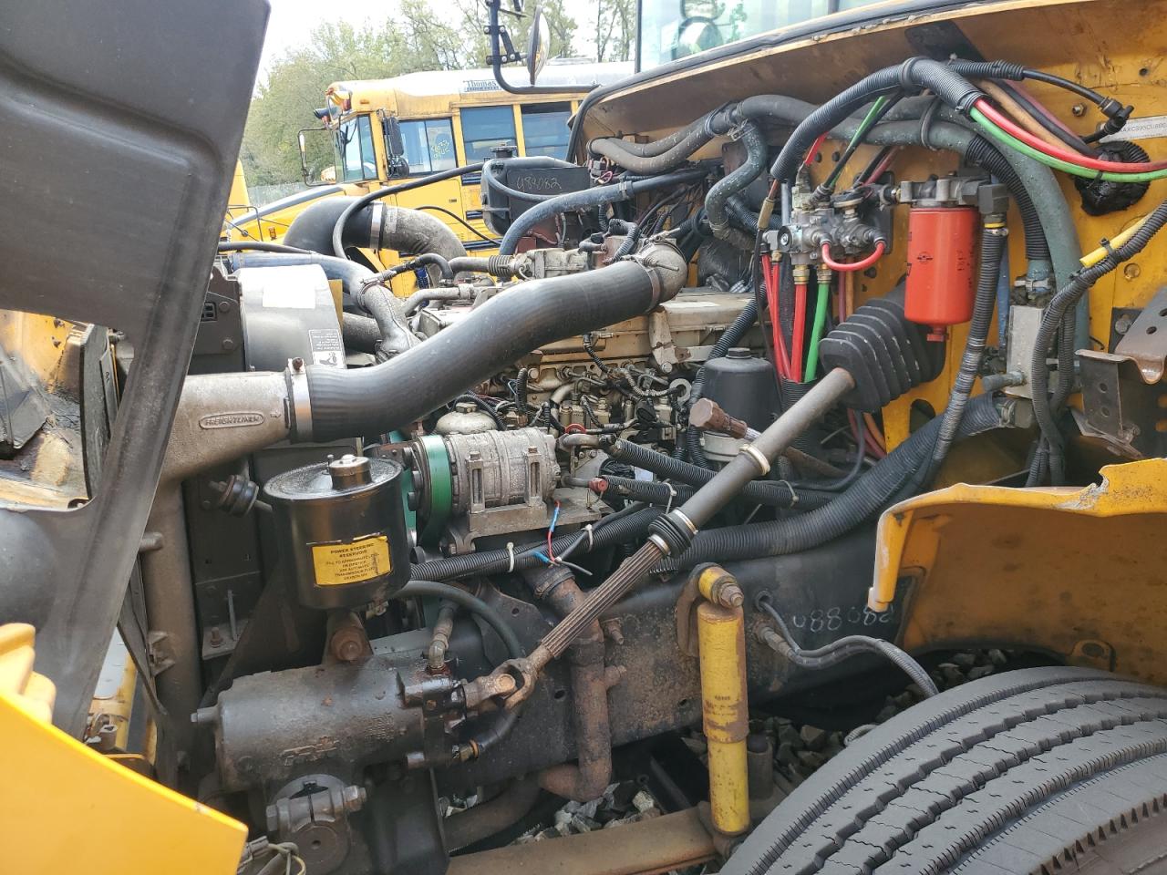 Lot #3276985294 2005 FREIGHTLINER SAF-T-LINER C2