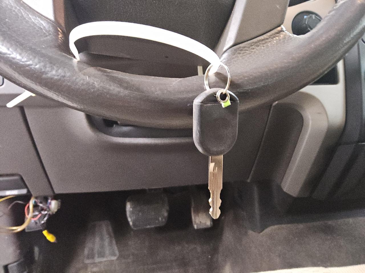 FORD F-150 SUPER CAB