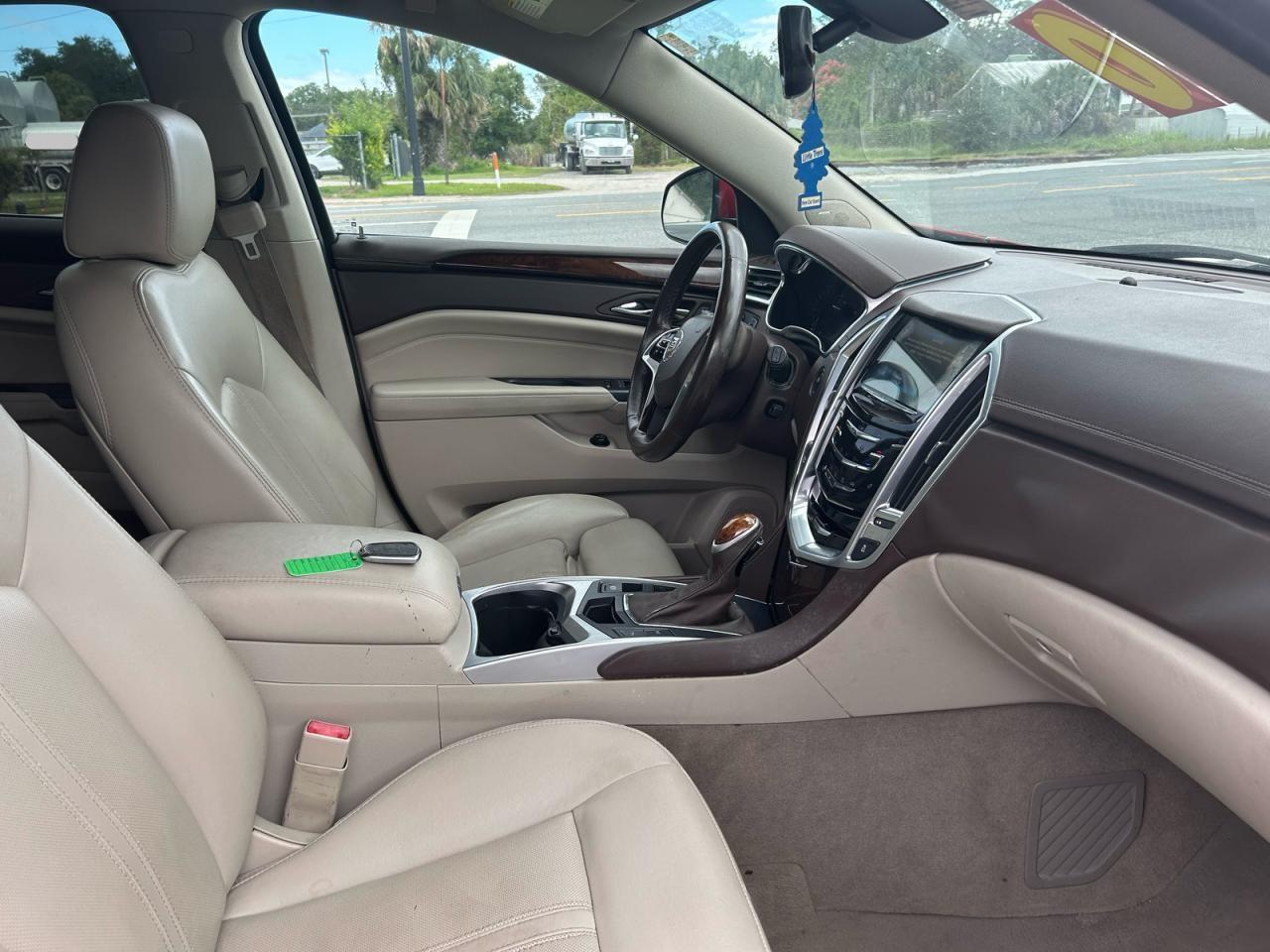 CADILLAC SRX LUXURY COLLECTION