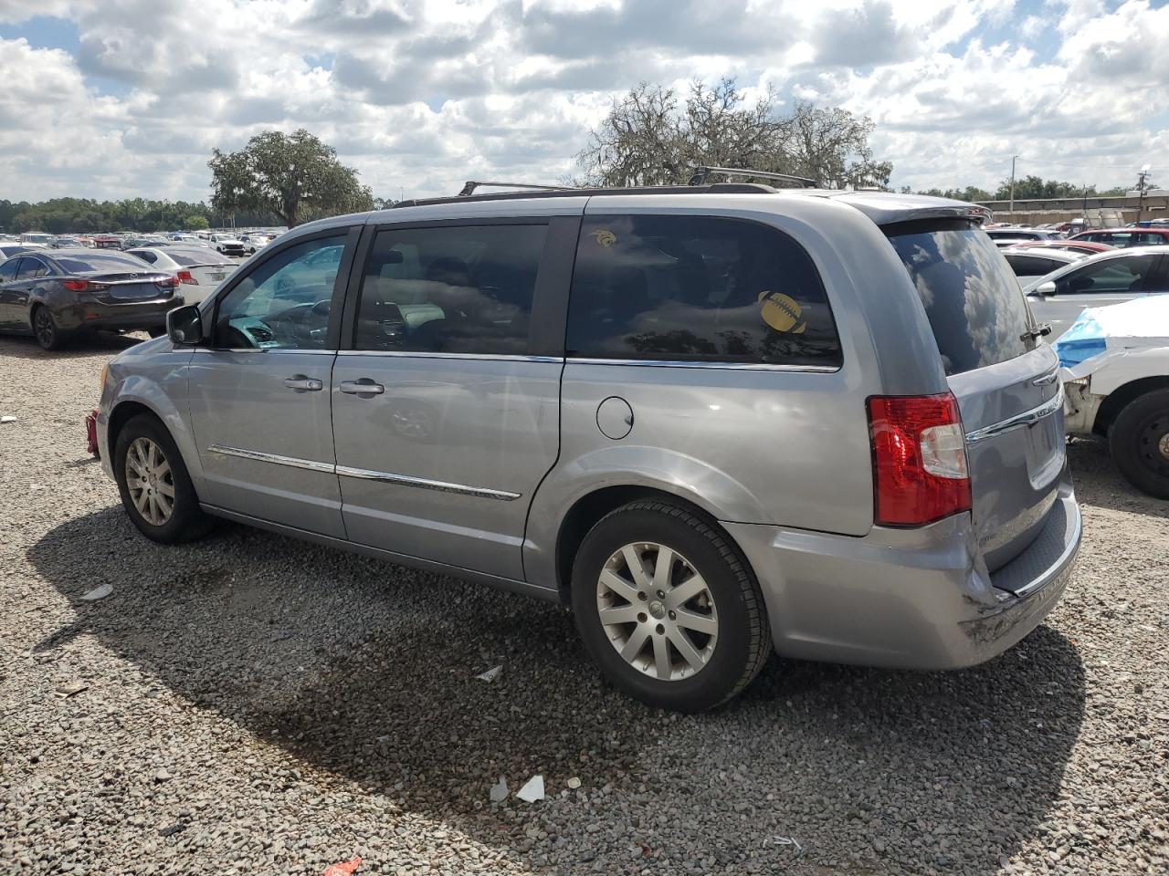 CHRYSLER TOWN & COUNTRY TOURING
