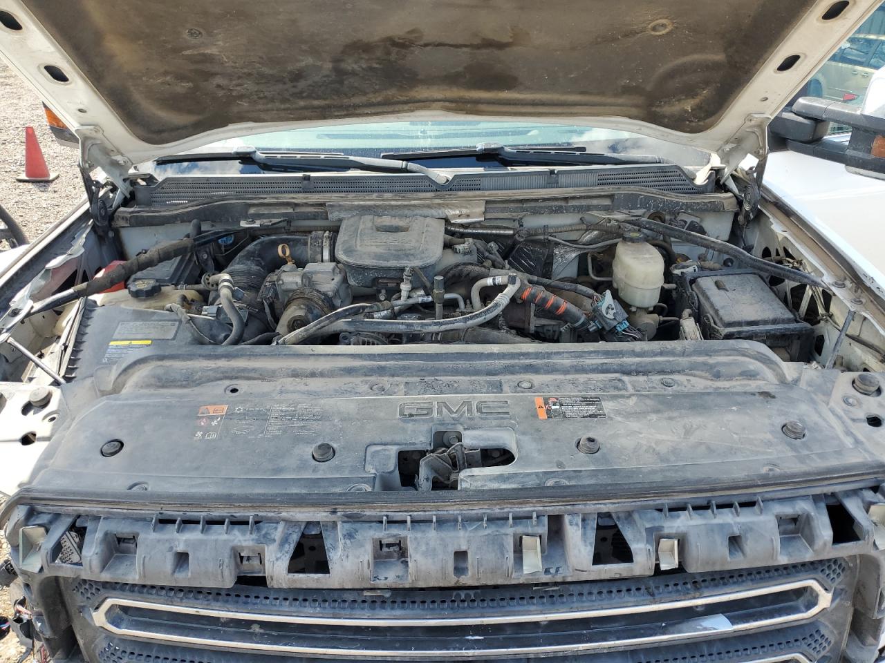 GMC SIERRA K2500 SLT