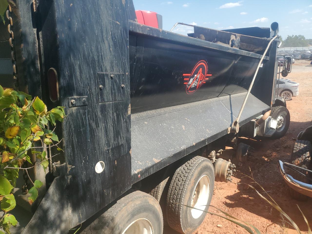 Lot #3297042515 2008 PETERBILT 365