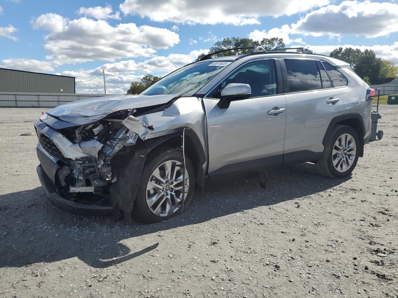 TOYOTA RAV4 XLE PREMIUM