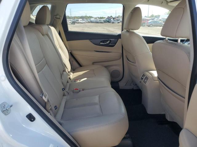 2016 NISSAN ROGUE S 5N1AT2MV6GC799574