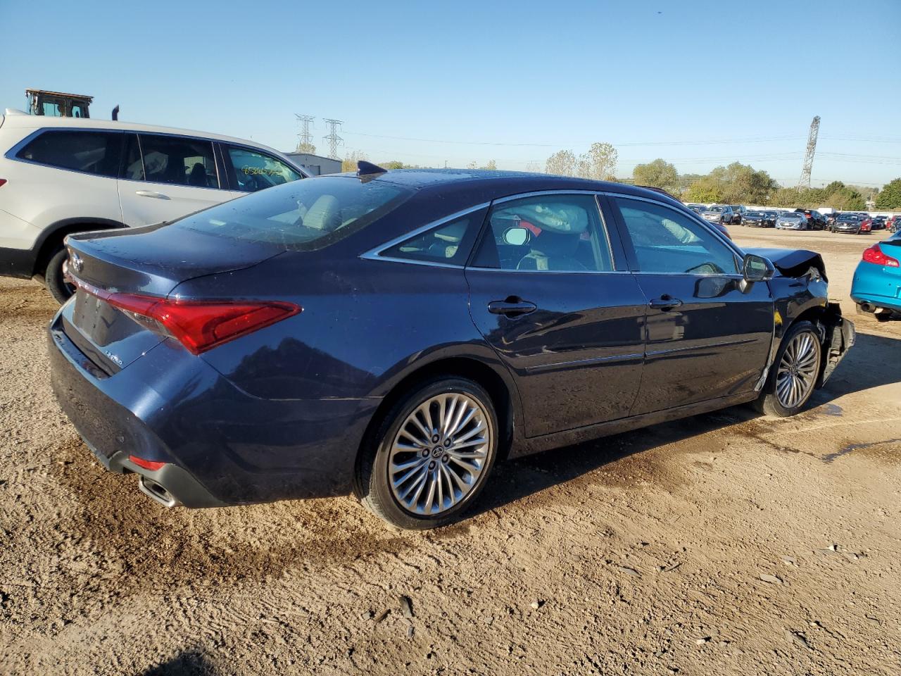 TOYOTA AVALON XLE