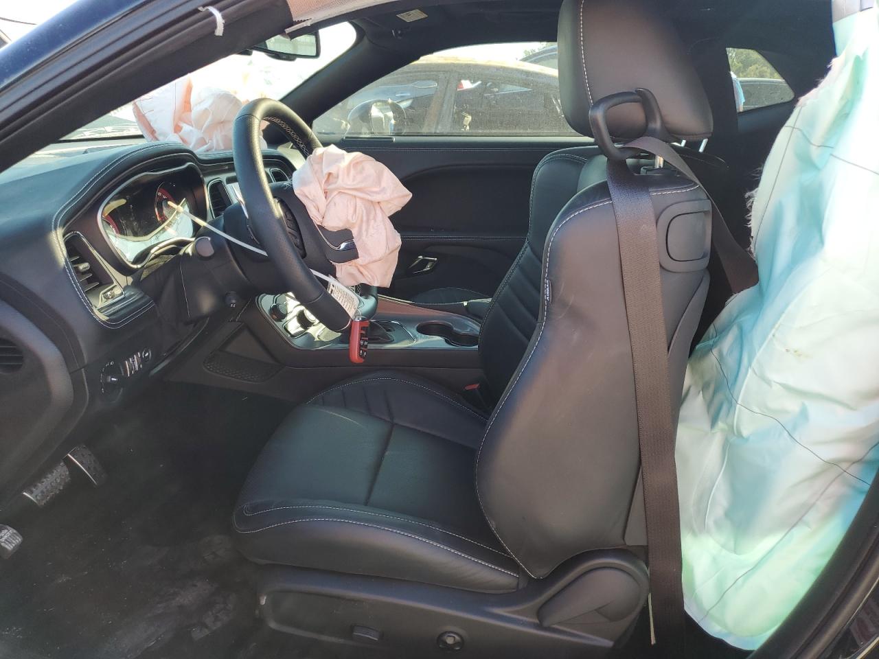 DODGE CHALLENGER SRT HELLCAT