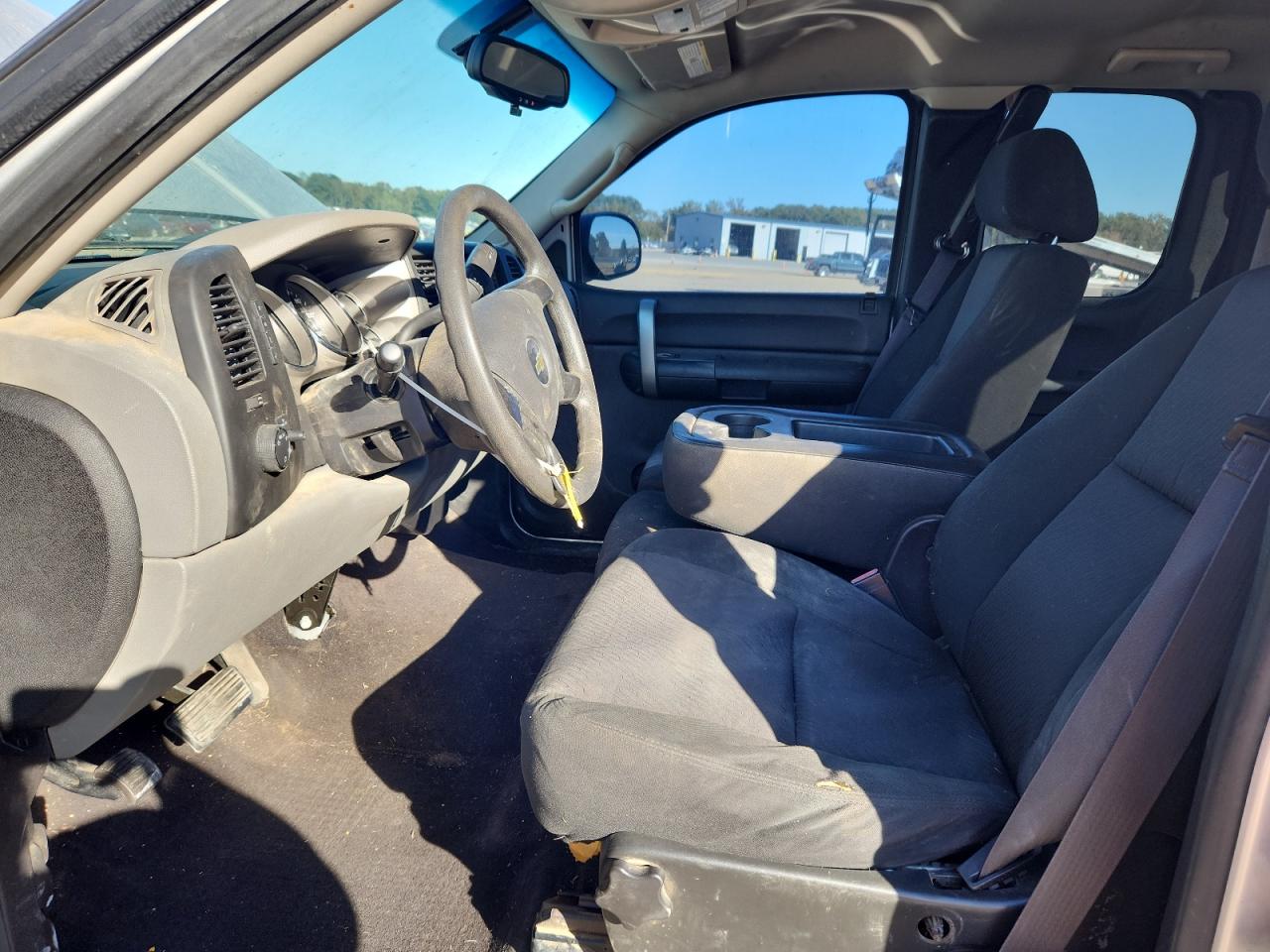 CHEVROLET SILVERADO C1500 LT