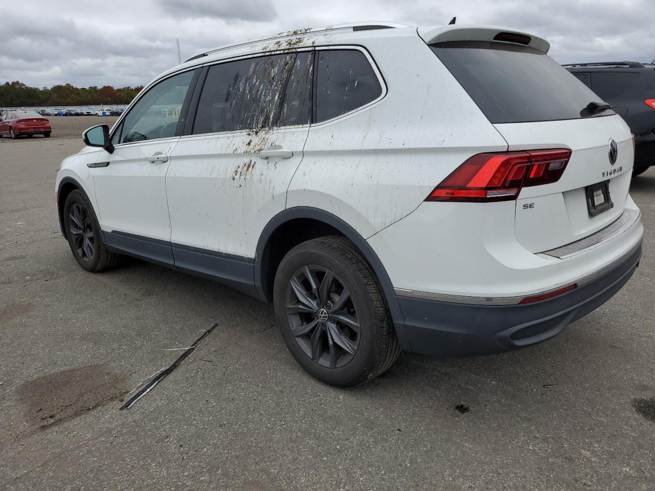 VOLKSWAGEN TIGUAN SE
