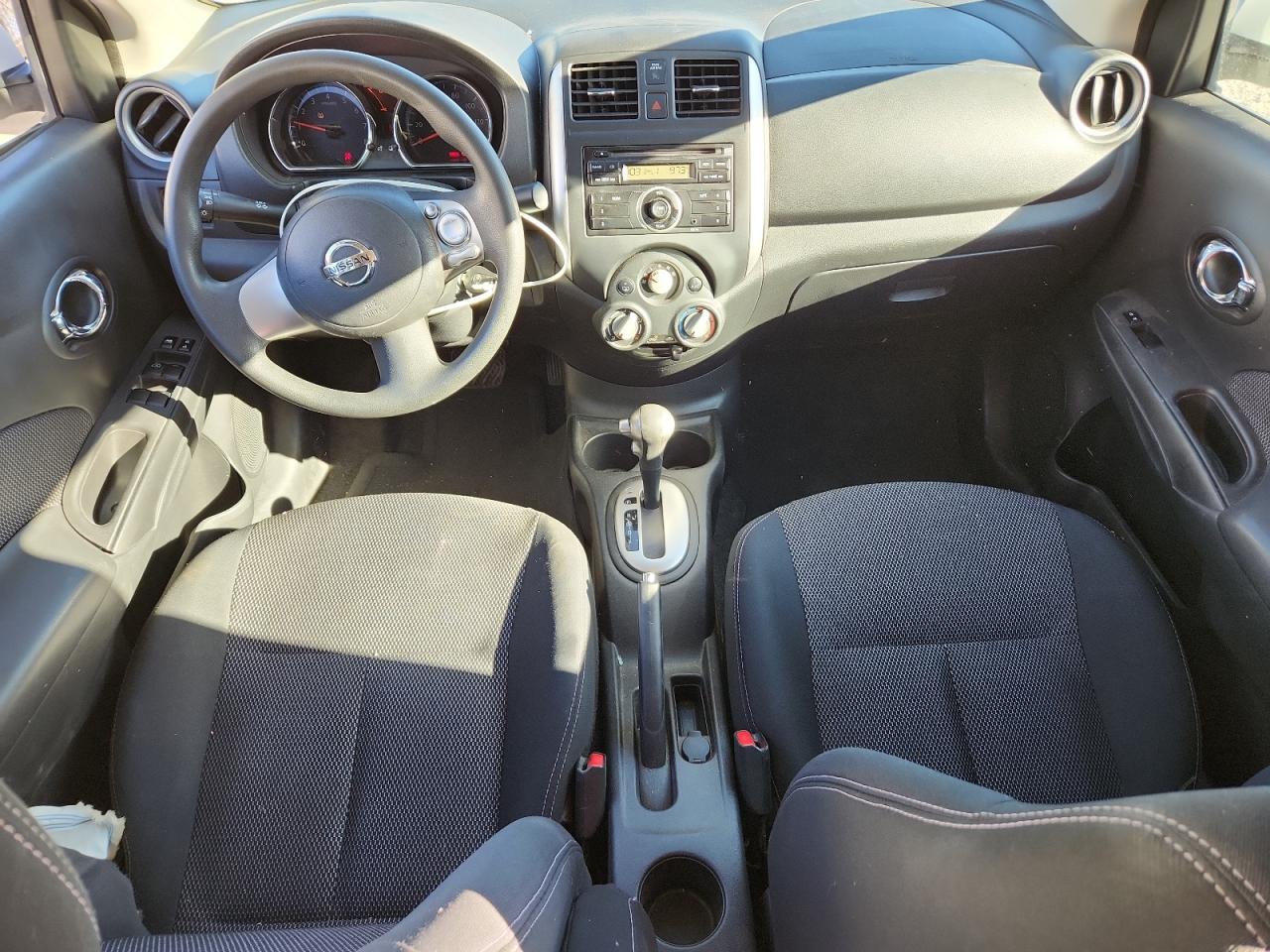 NISSAN VERSA S