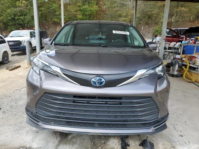 2024 TOYOTA SIENNA LE 5TDKRKEC2RS189337