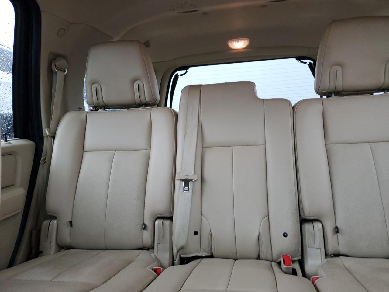 FORD EXPEDITION LIMITED