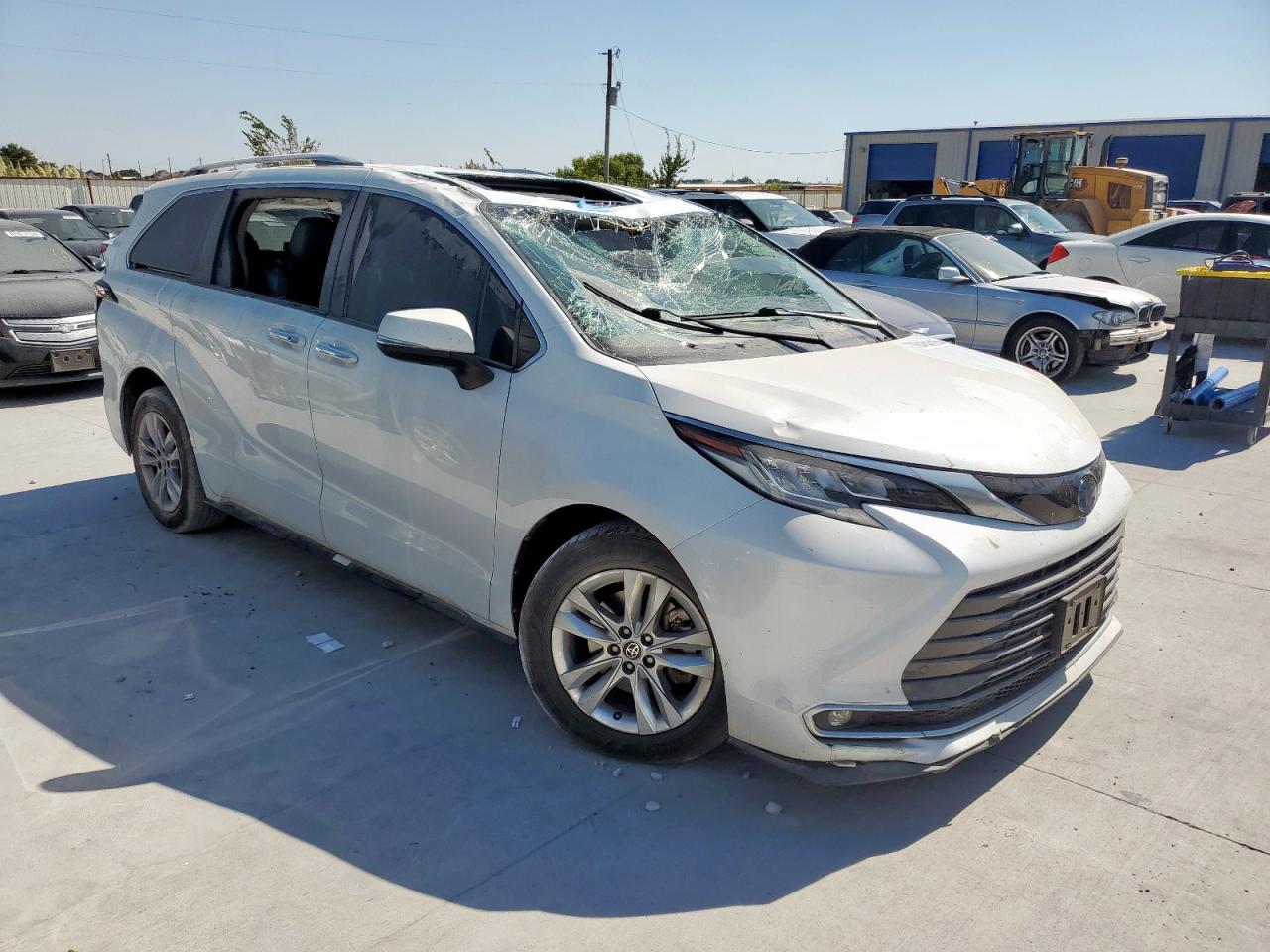 TOYOTA SIENNA LIMITED