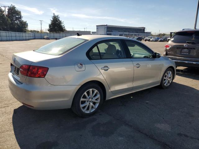 2011 VOLKSWAGEN JETTA SE - 3VWDZ7AJXBM322438