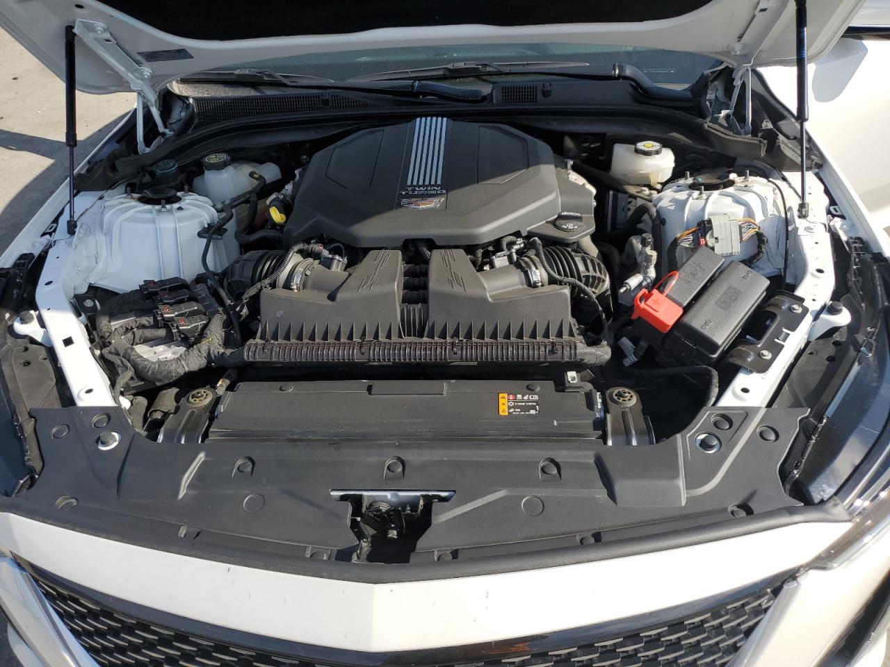 CADILLAC CT5 PREMIUM LUXURY