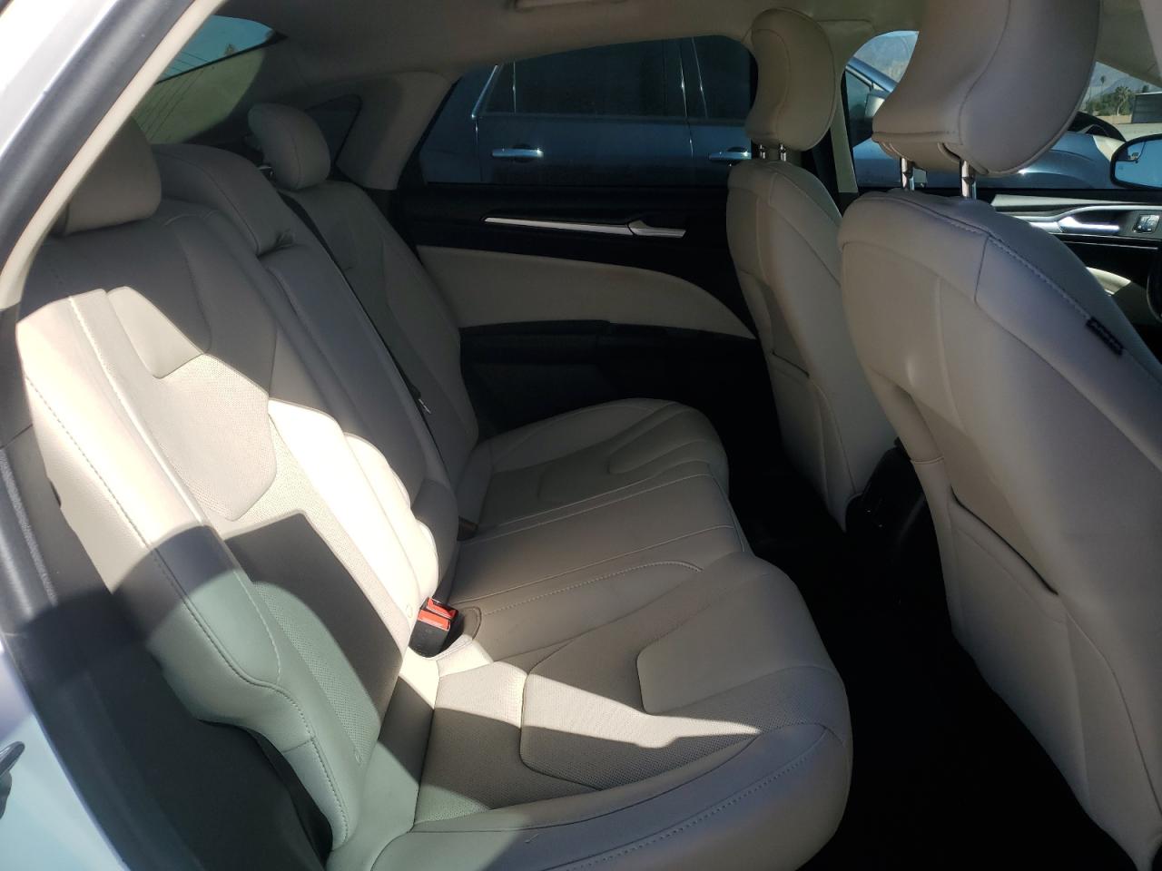 FORD FUSION TITANIUM/PLATINUM HEV