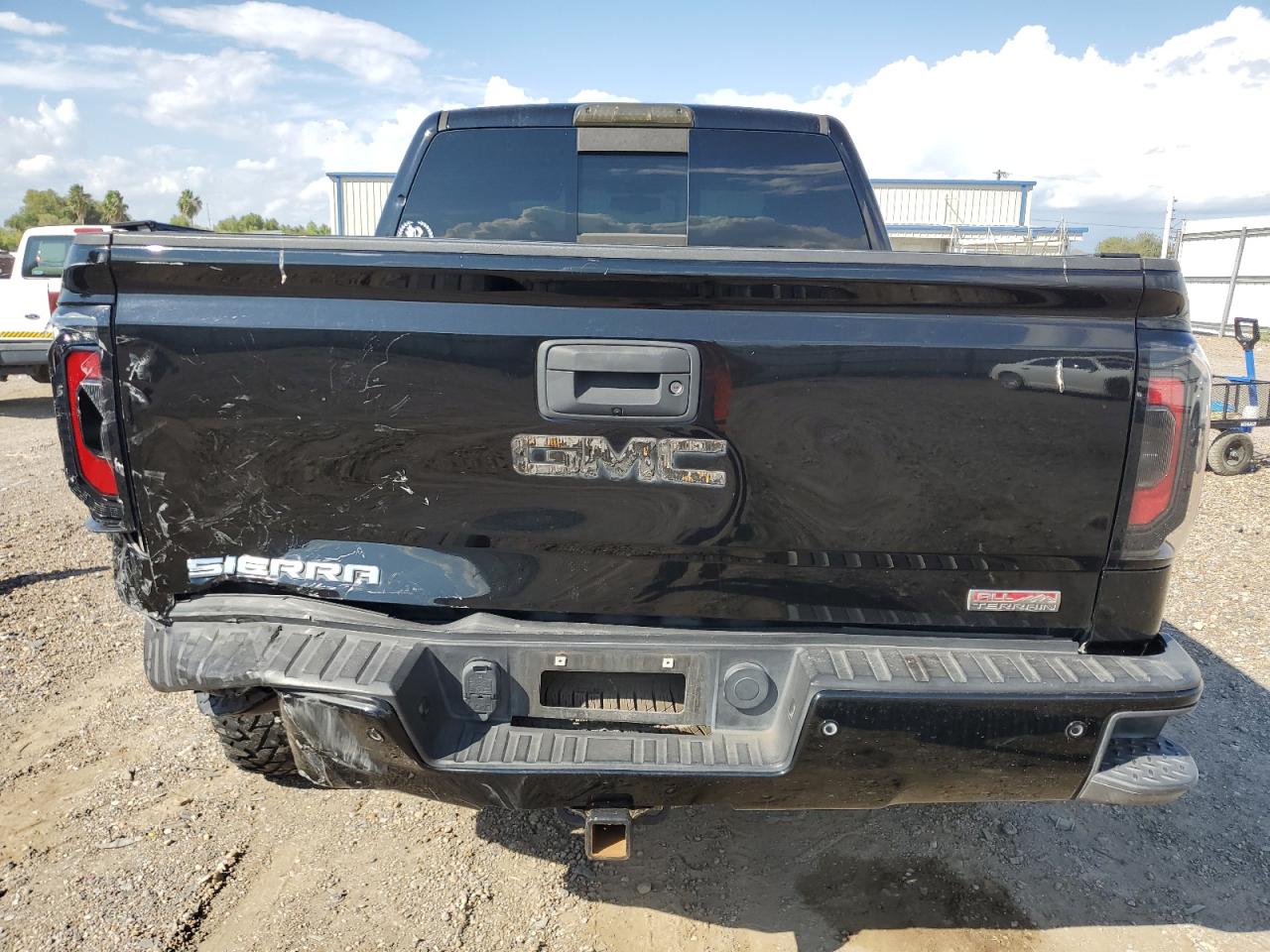 GMC SIERRA K1500 SLT