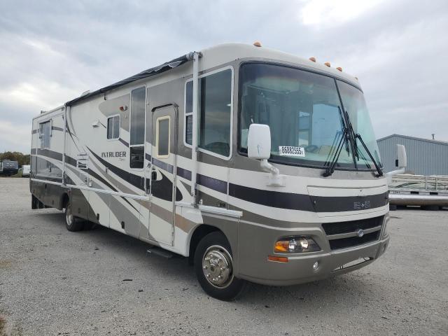 Global Auto Auctions: 2003 DAMON INTRUDER