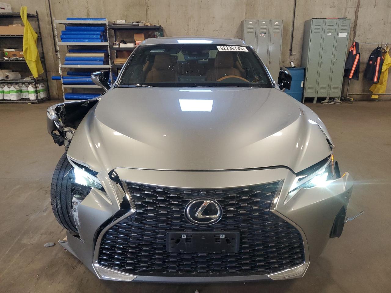 LEXUS IS 300