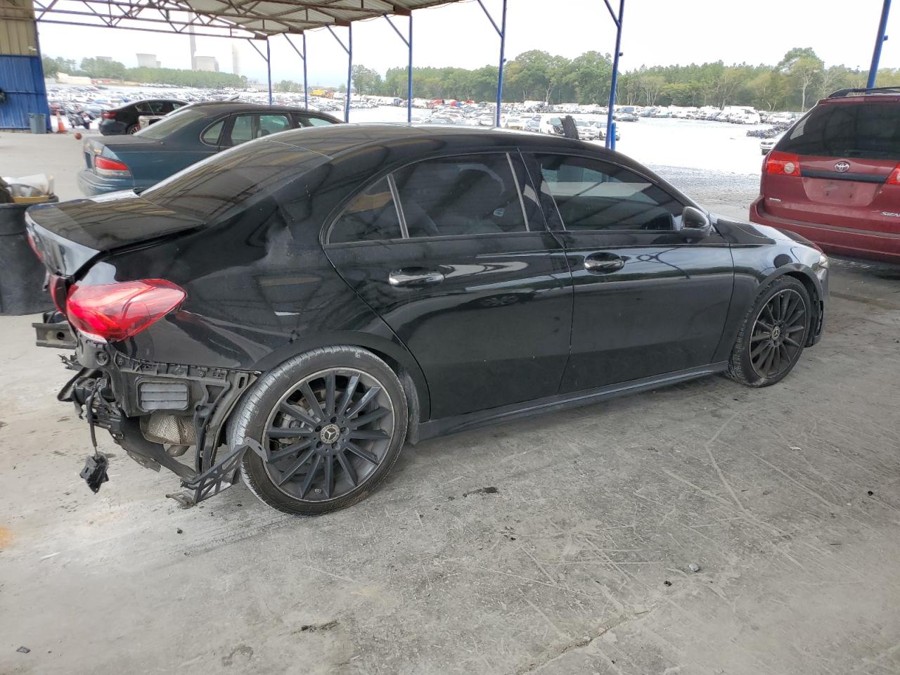 MERCEDES-BENZ A-CLASS 220