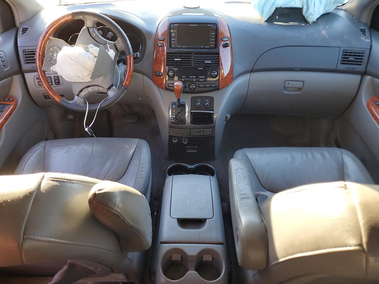 Lot #3274761799 2007 TOYOTA SIENNA XLE