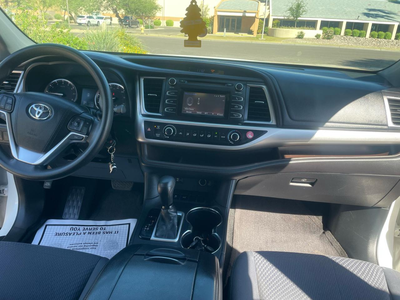 TOYOTA HIGHLANDER LE