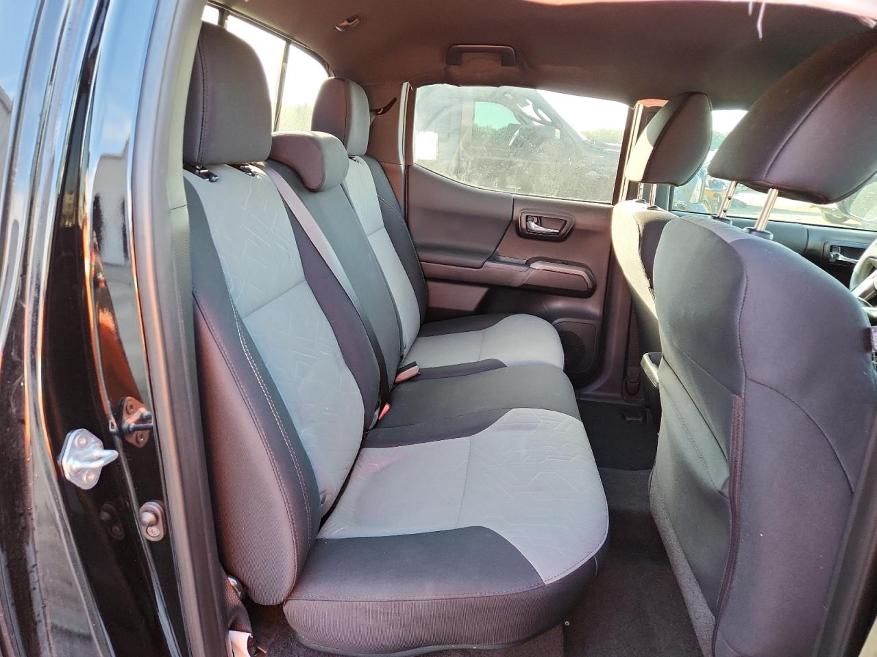 TOYOTA TACOMA DOUBLE CAB