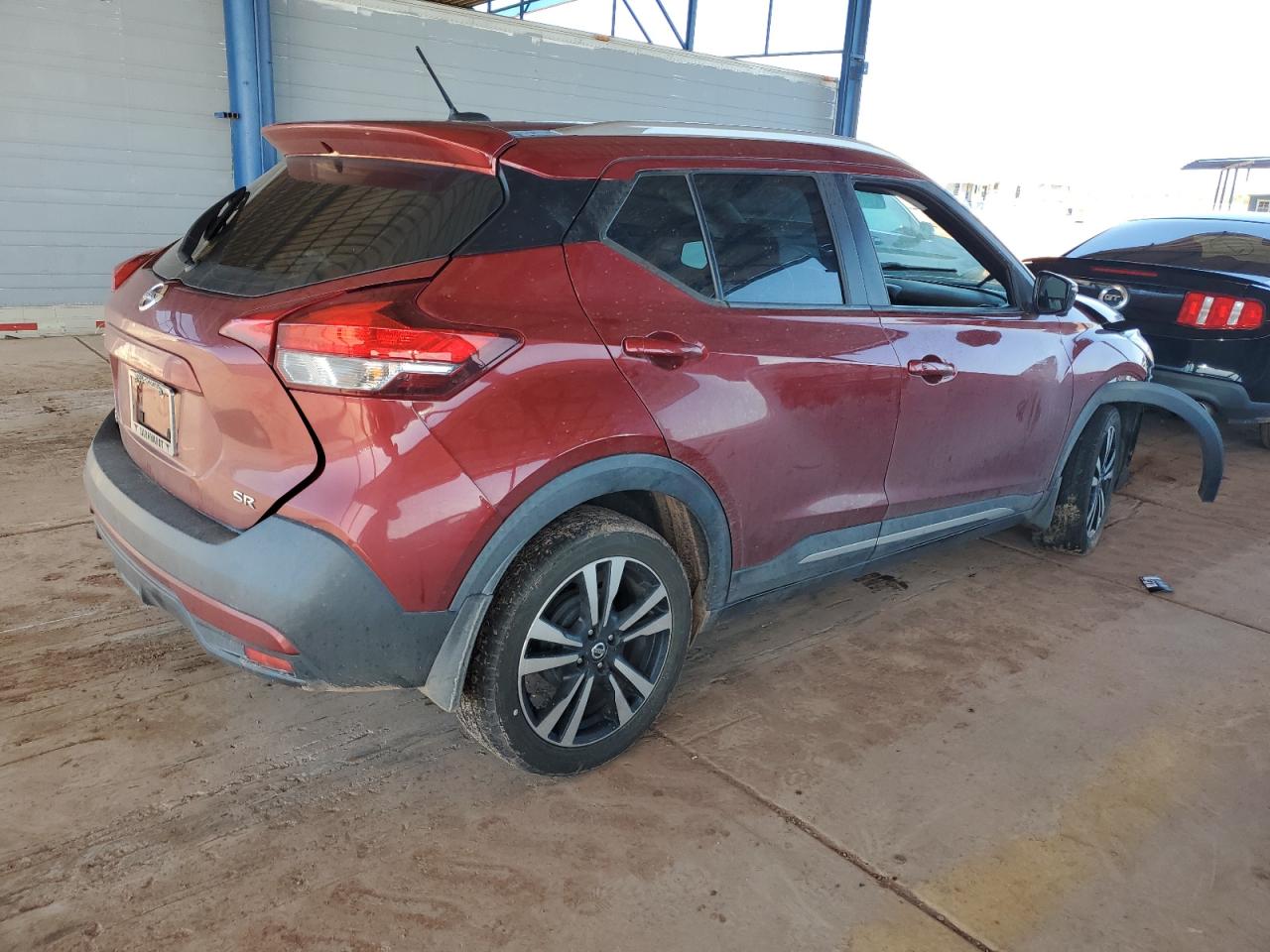 NISSAN KICKS S