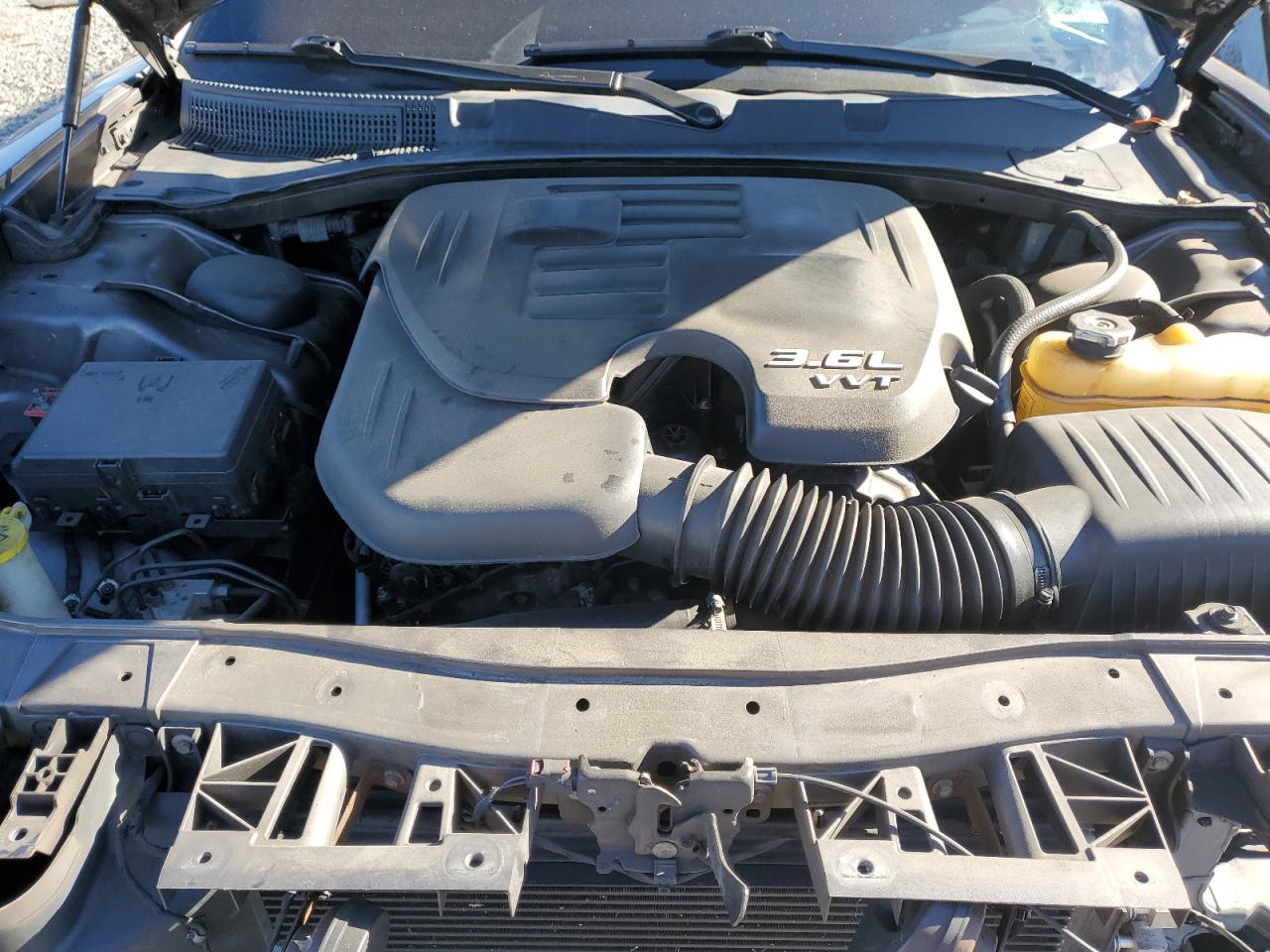 DODGE CHARGER SXT 5.7L V8