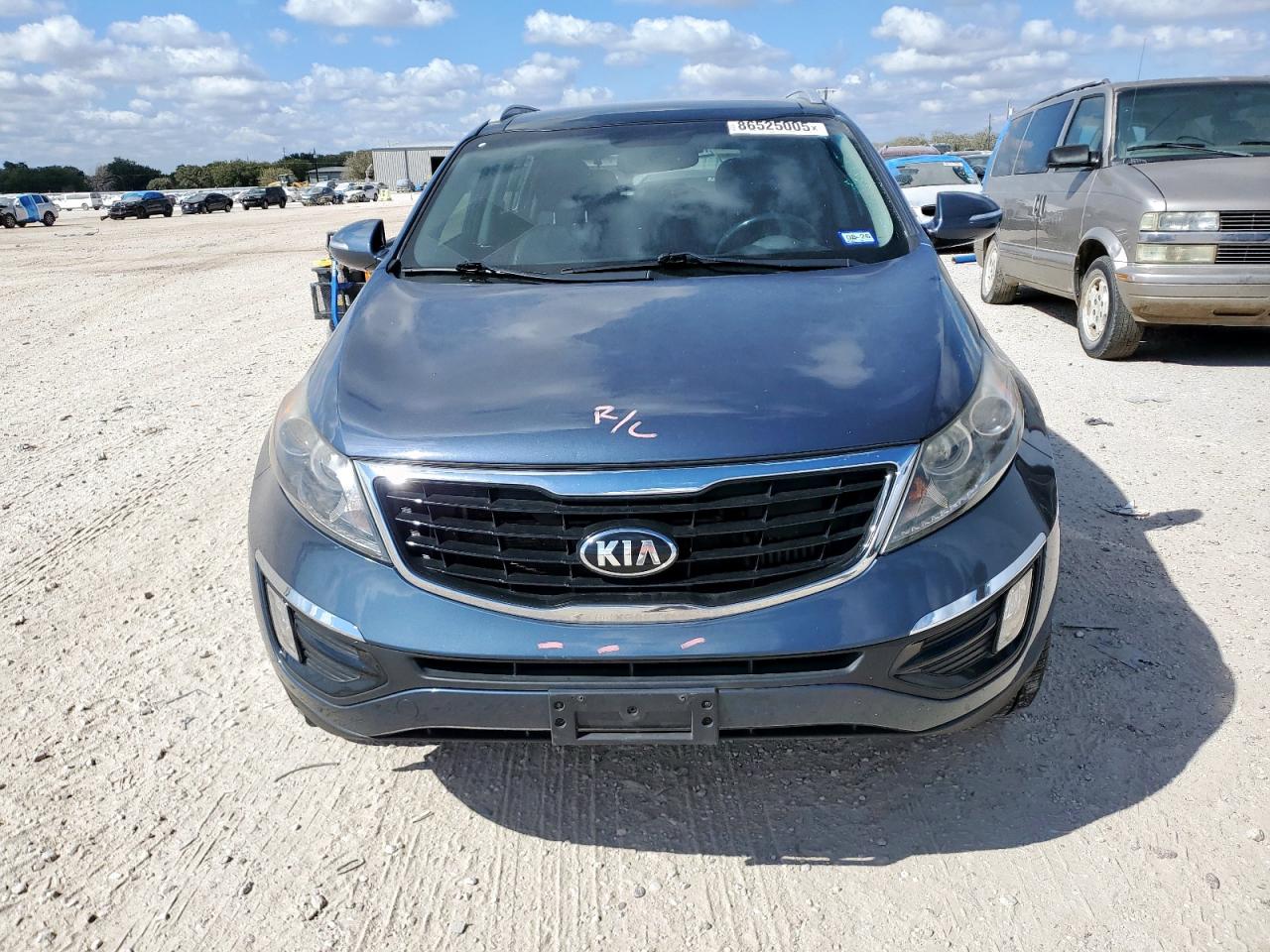 KIA SPORTAGE EX