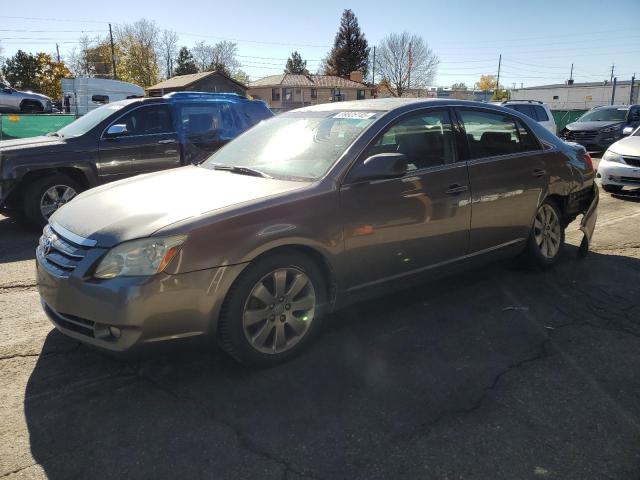 Global Auto Auctions: 2005 TOYOTA AVALON XL