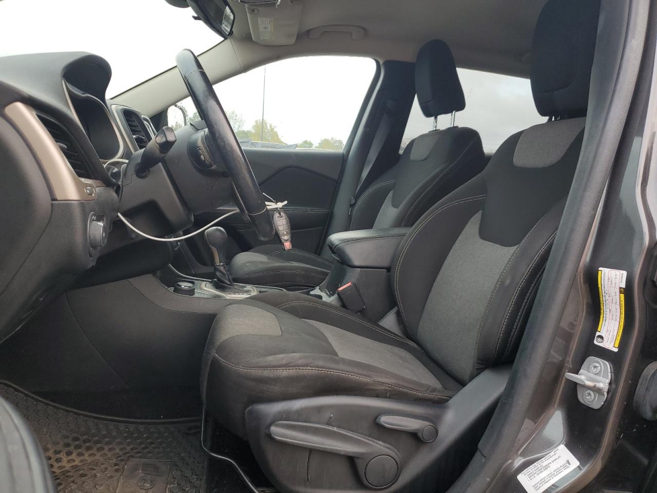 JEEP GRAND CHEROKEE LATITUDE