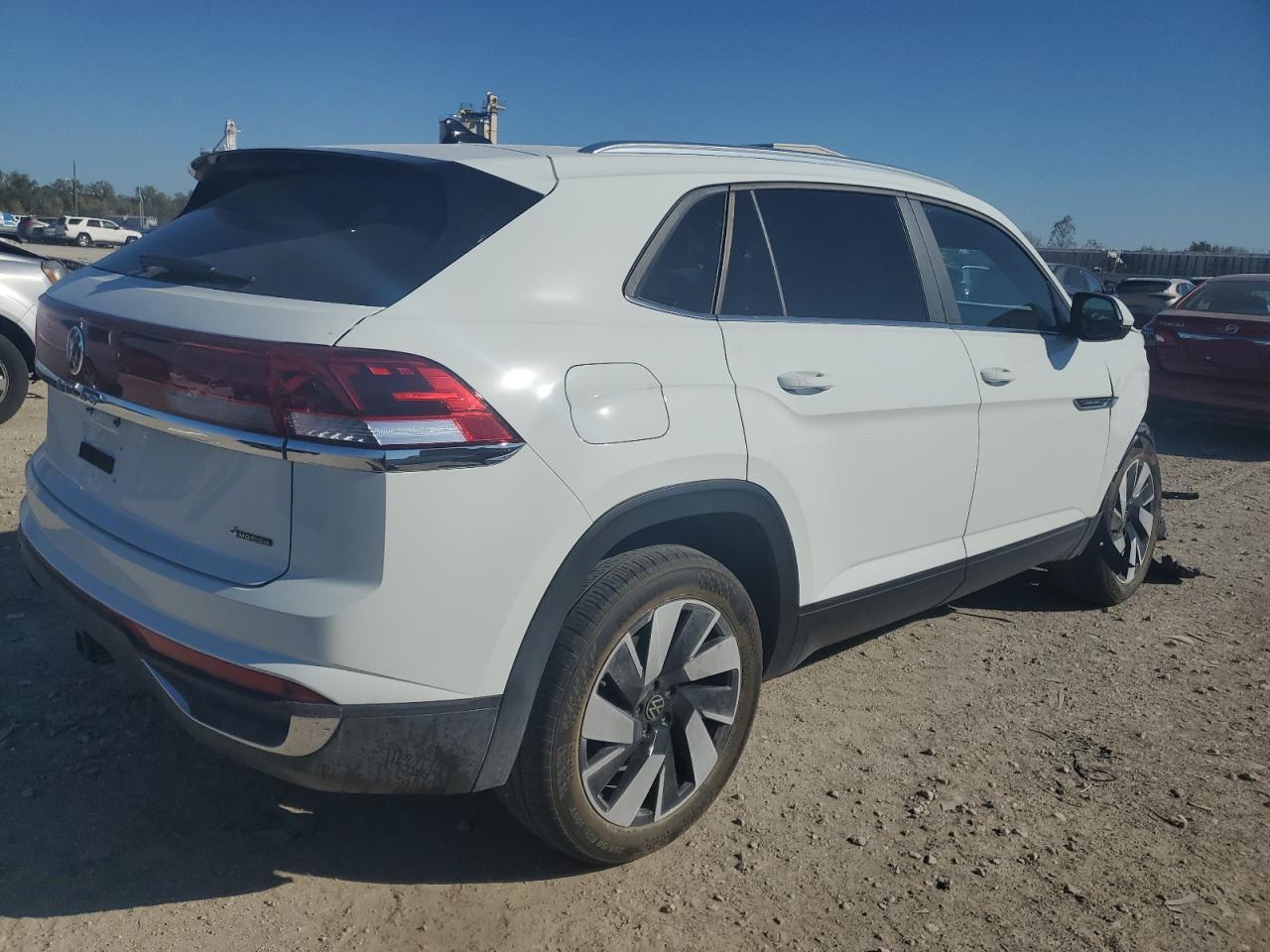 VOLKSWAGEN ATLAS CROSS SPORT SE