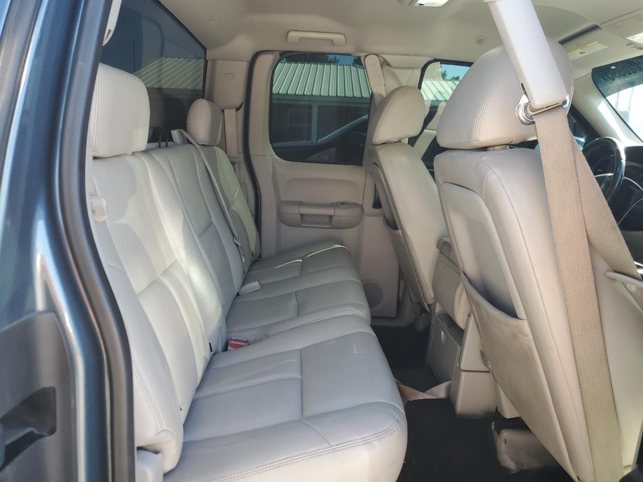 CHEVROLET SILVERADO C1500 LT