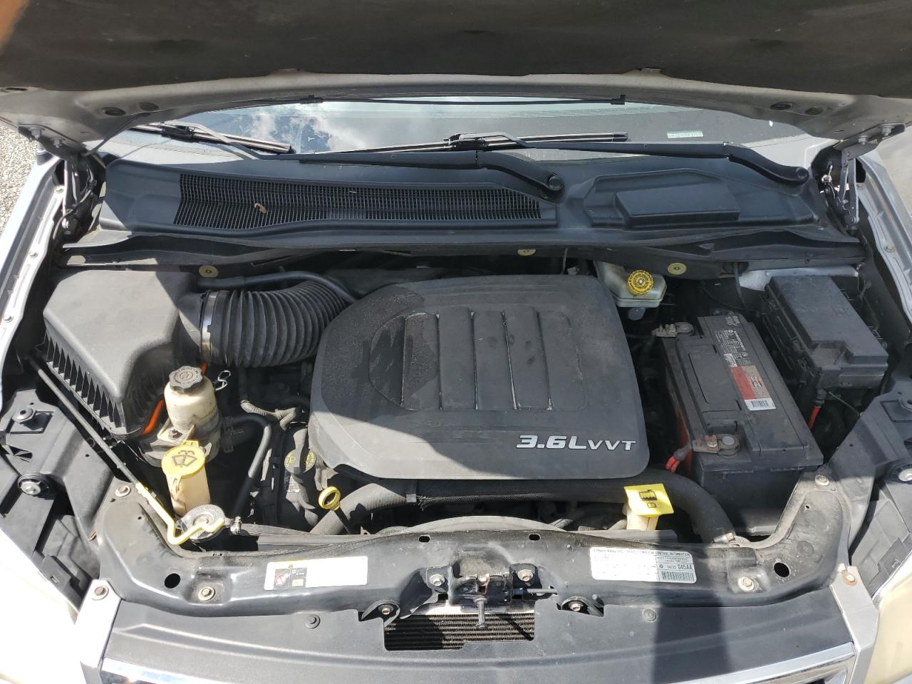 CHRYSLER TOWN & COUNTRY TOURING