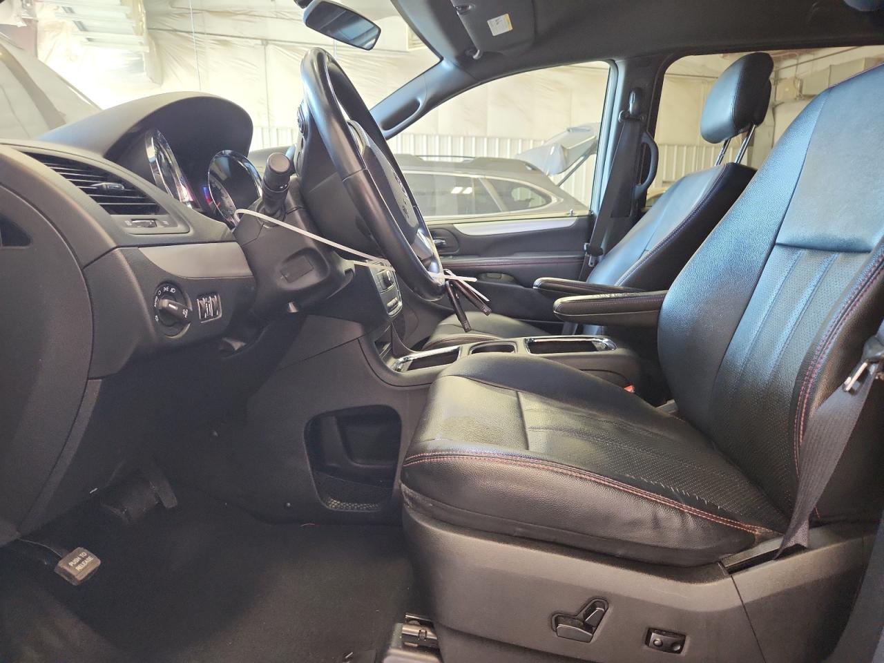 DODGE GRAND CARAVAN R/T