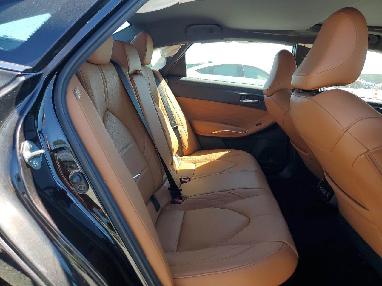 TOYOTA AVALON LIMITED