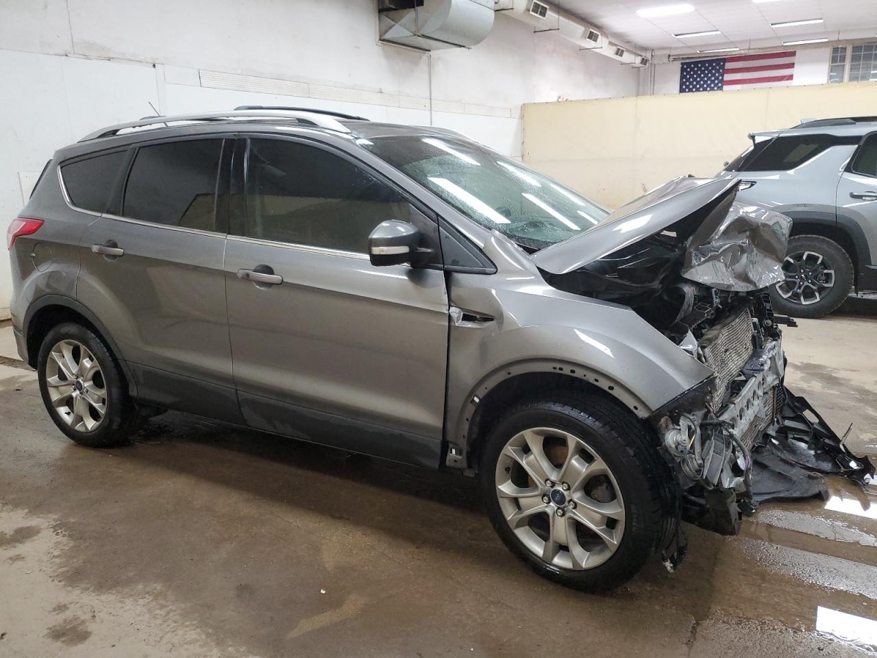 FORD ESCAPE TITANIUM