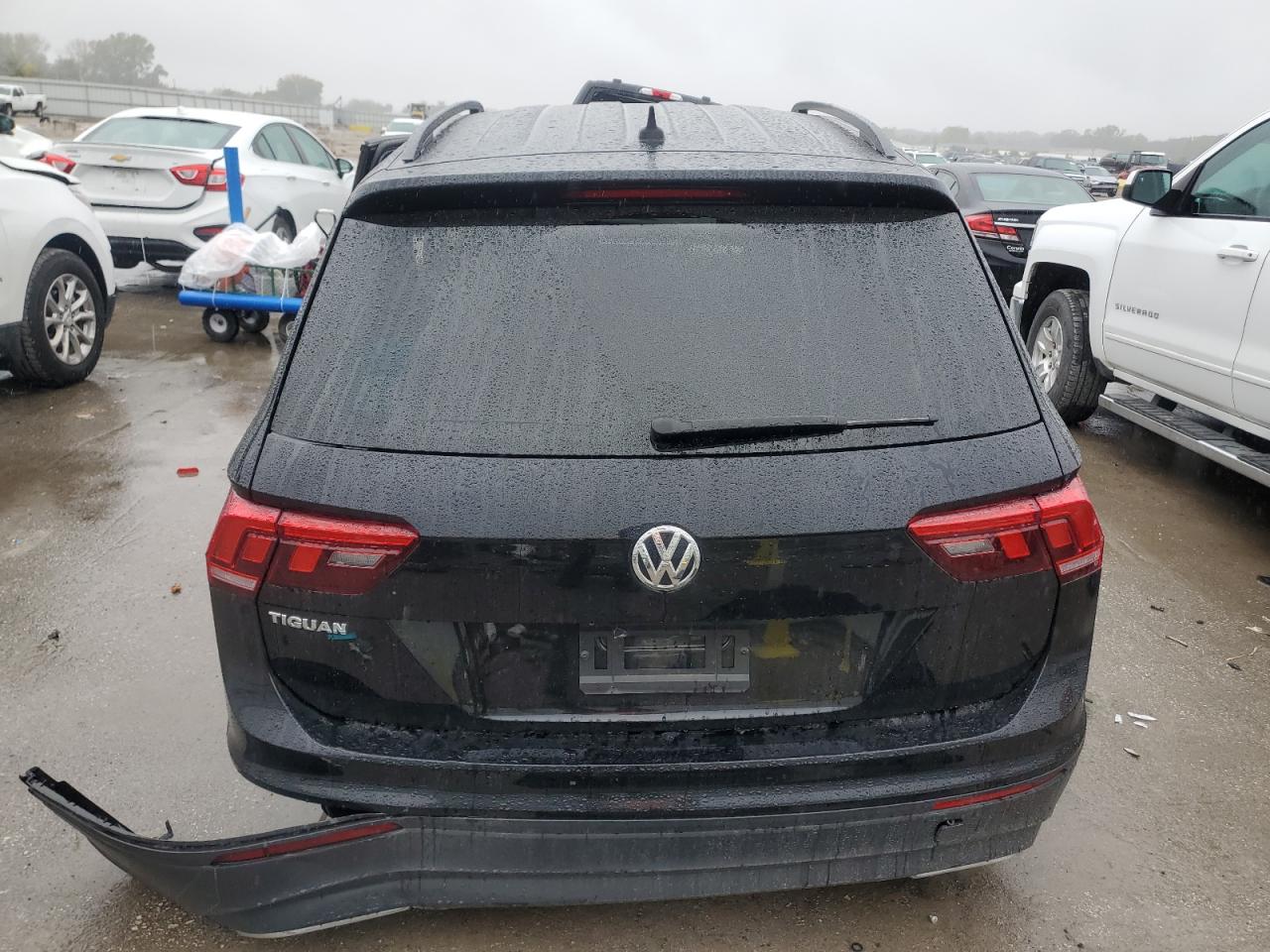 VOLKSWAGEN TIGUAN S
