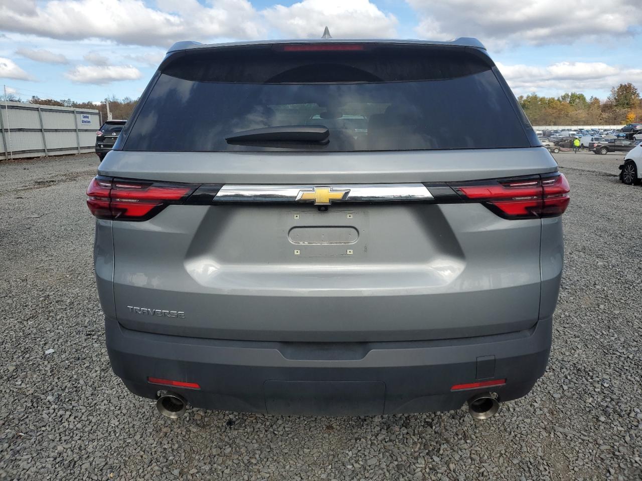 CHEVROLET TRAVERSE LS