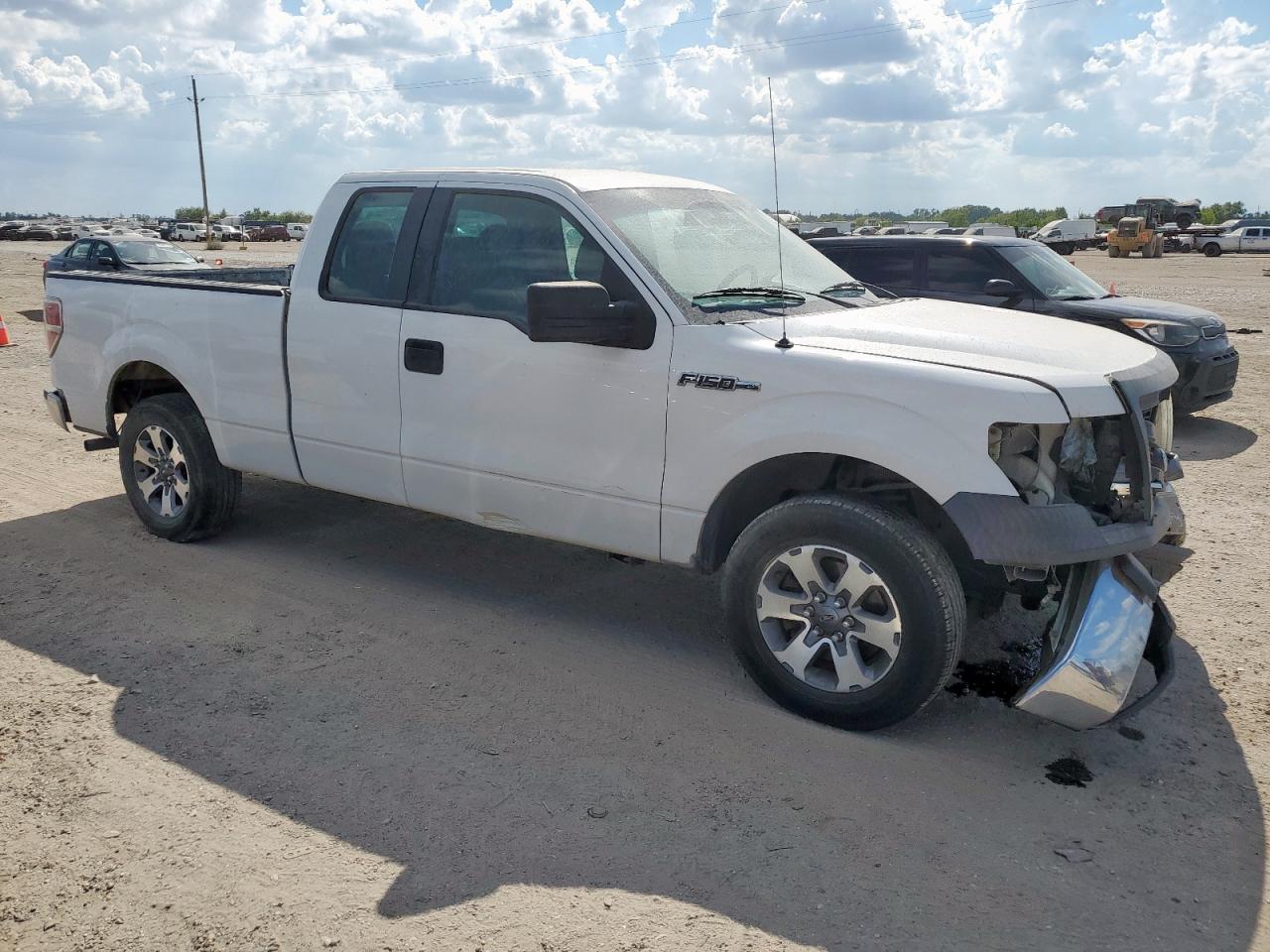 FORD F-150 SUPER CAB