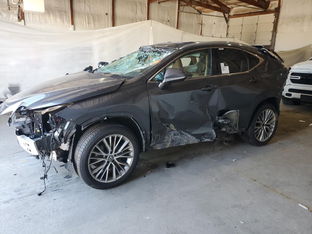 LEXUS NX 350H BASE