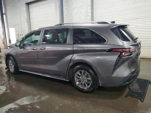 2024 TOYOTA SIENNA XLE #3273927817