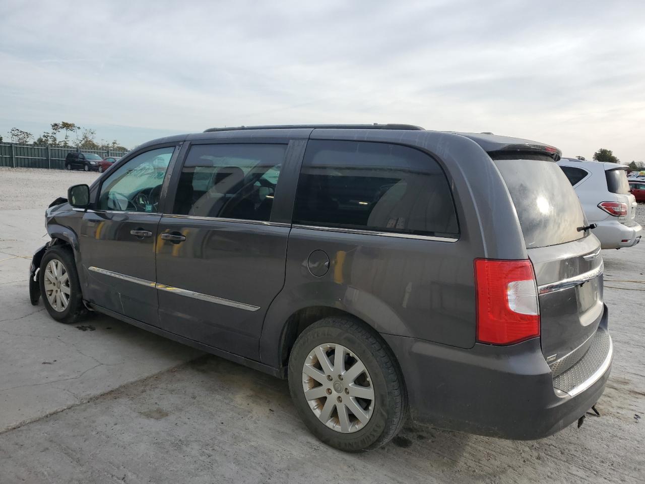 CHRYSLER TOWN & COUNTRY TOURING