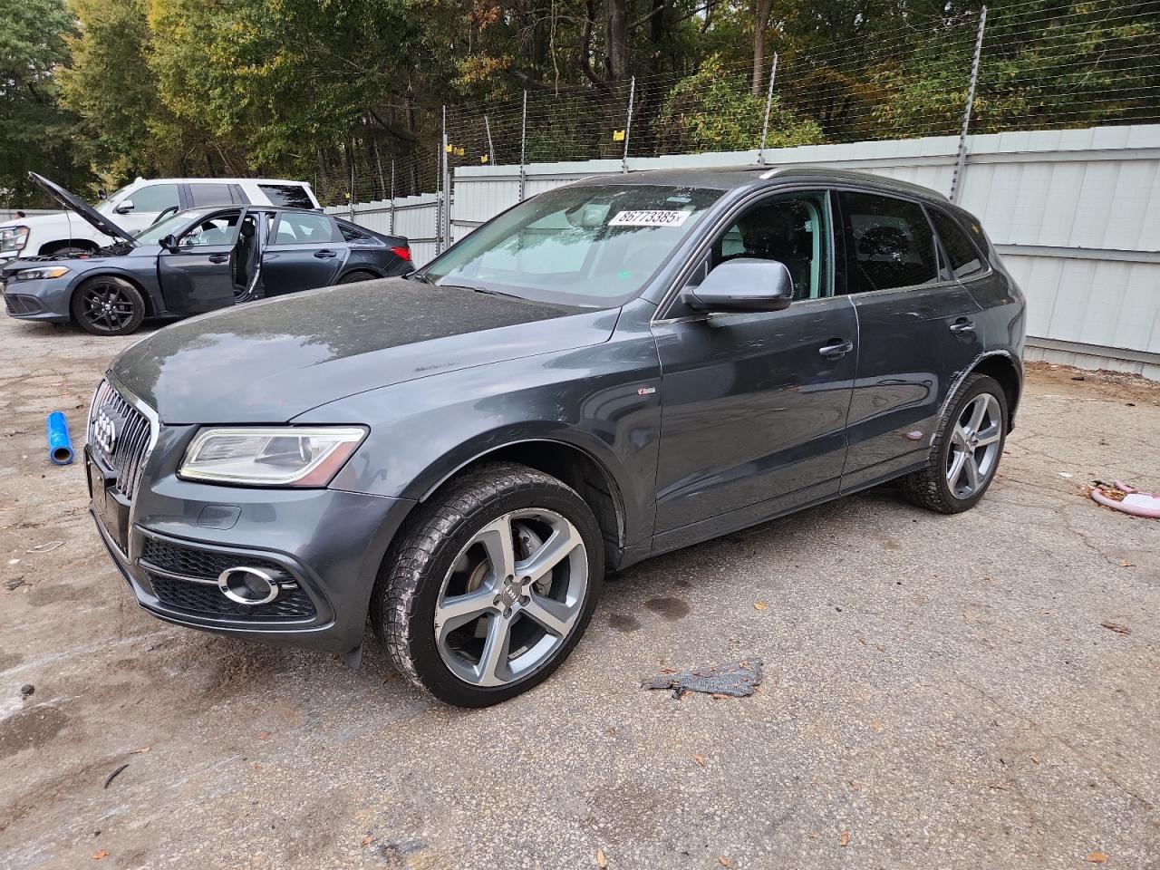 AUDI Q5 PREMIUM PLUS