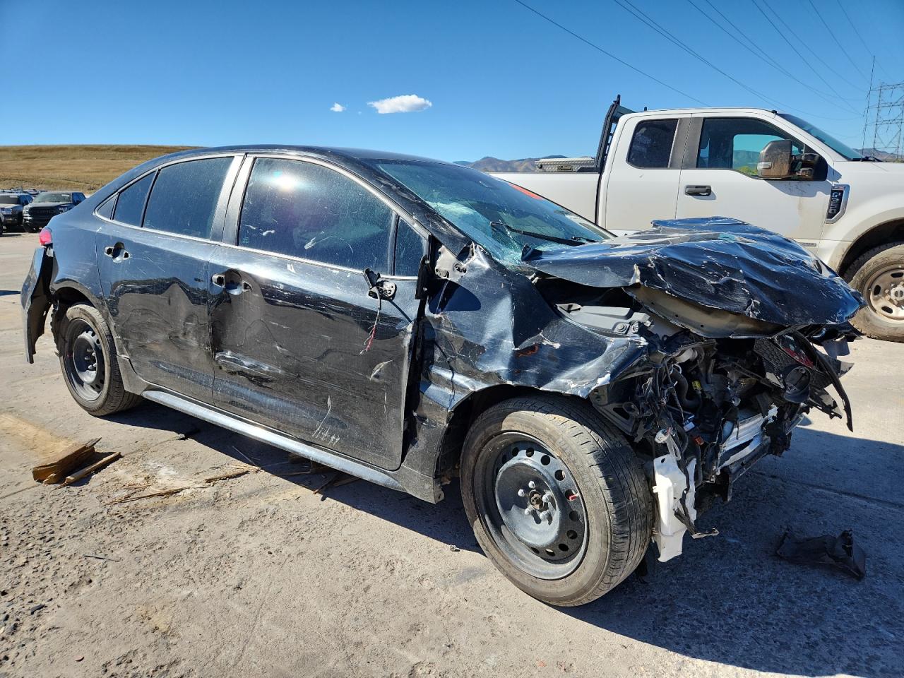 Lot #3302151131 2020 TOYOTA COROLLA LE