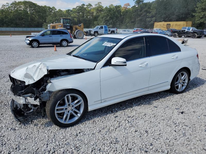 2014 MERCEDES-BENZ C 300 4MAT - WDDGF8AB8ER324981
