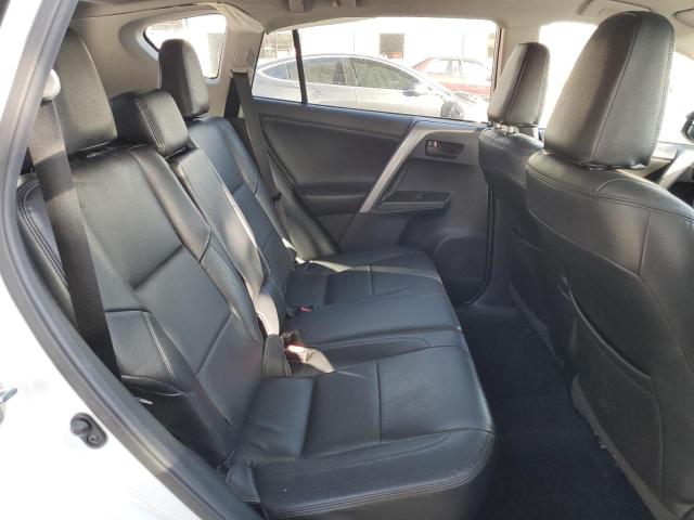 2018 TOYOTA RAV4 LE - 2T3BFREV9JW724928