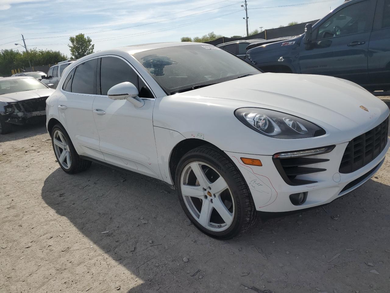 PORSCHE MACAN S