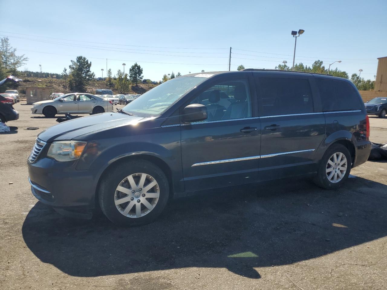 CHRYSLER TOWN & COUNTRY TOURING